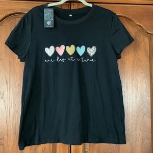NWT -CS Women’s Black Graphic Tee Shirt Hearts With ‘One day at a time ‘ size XL